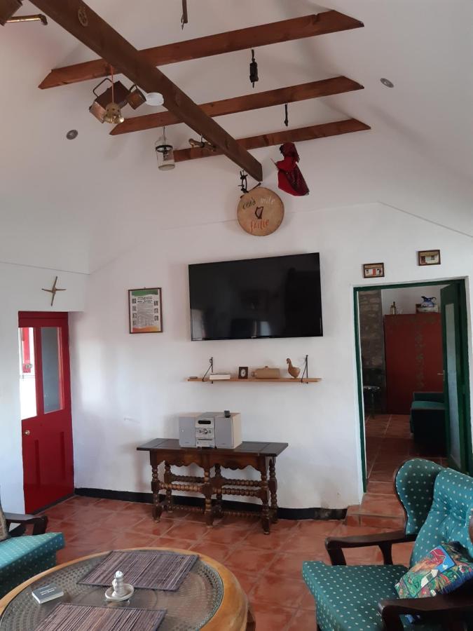 Back2Roots - Beautifully Restored Cottage, Doochary Exterior photo