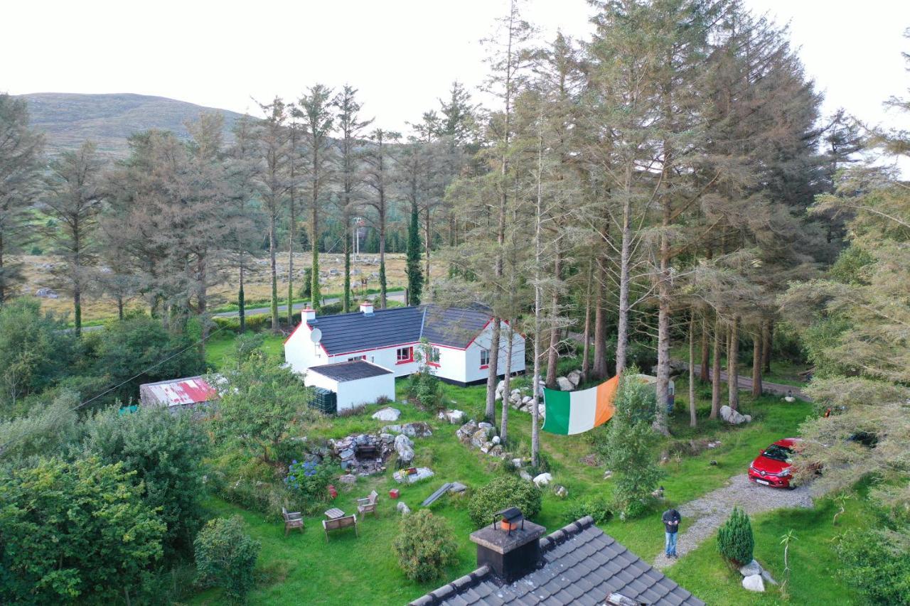 Back2Roots - Beautifully Restored Cottage, Doochary Exterior photo